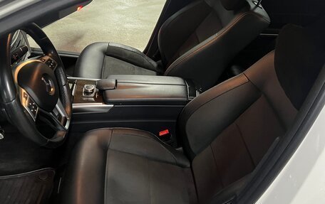 Mercedes-Benz E-Класс, 2015 год, 2 400 000 рублей, 17 фотография