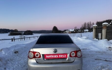 Volkswagen Jetta VI, 2006 год, 280 000 рублей, 4 фотография