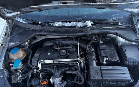 Volkswagen Jetta VI, 2006 год, 280 000 рублей, 14 фотография