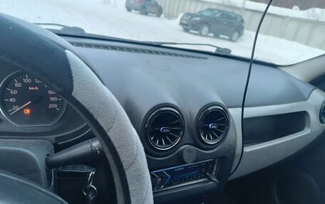 Renault Logan I, 2011 год, 225 000 рублей, 8 фотография