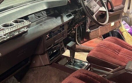 Toyota Crown, 1986 год, 2 500 000 рублей, 4 фотография