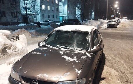 Opel Vectra B рестайлинг, 1998 год, 60 000 рублей, 2 фотография