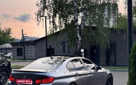 BMW 5 серия, 2011 год, 1 600 000 рублей, 12 фотография