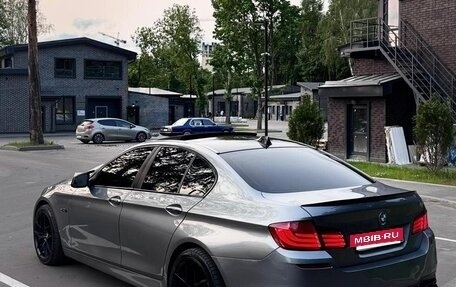 BMW 5 серия, 2011 год, 1 600 000 рублей, 16 фотография