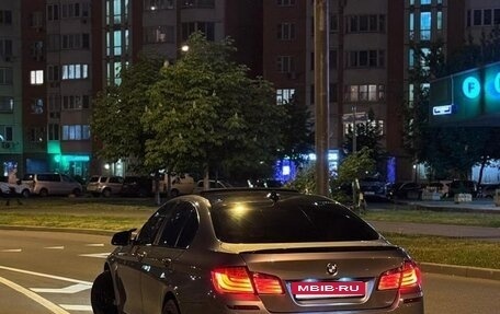 BMW 5 серия, 2011 год, 1 600 000 рублей, 18 фотография