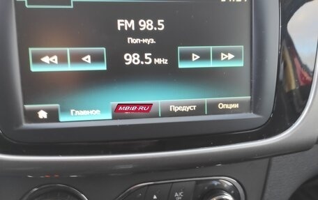 Renault Sandero II рестайлинг, 2020 год, 1 397 000 рублей, 10 фотография