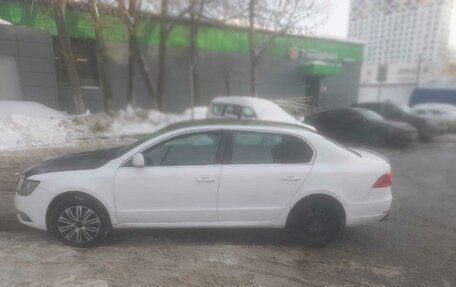 Skoda Superb III рестайлинг, 2013 год, 680 000 рублей, 2 фотография