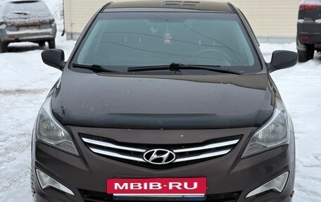Hyundai Solaris II рестайлинг, 2014 год, 800 000 рублей, 2 фотография