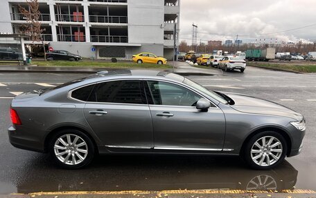 Volvo S90 II рестайлинг, 2017 год, 2 820 000 рублей, 7 фотография