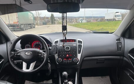 KIA cee'd I рестайлинг, 2010 год, 730 000 рублей, 16 фотография