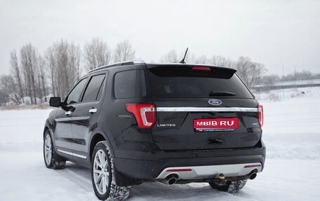 Ford Explorer VI, 2017 год, 2 790 000 рублей, 2 фотография