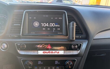 Hyundai Sonata VII, 2018 год, 2 300 000 рублей, 10 фотография