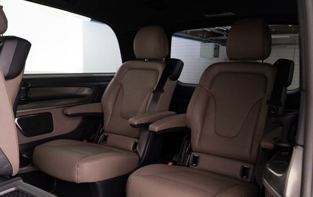 Mercedes-Benz V-Класс, 2022 год, 9 359 050 рублей, 12 фотография