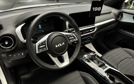 KIA K3, 2024 год, 2 750 000 рублей, 13 фотография