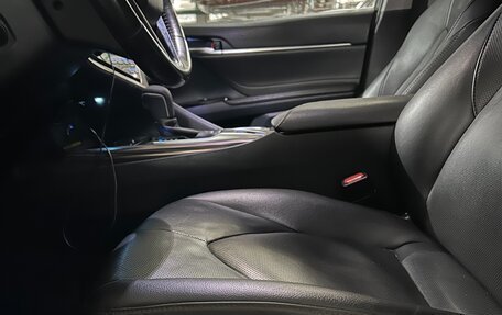 Toyota Camry, 2019 год, 2 630 000 рублей, 9 фотография