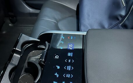 Toyota Camry, 2019 год, 2 630 000 рублей, 7 фотография