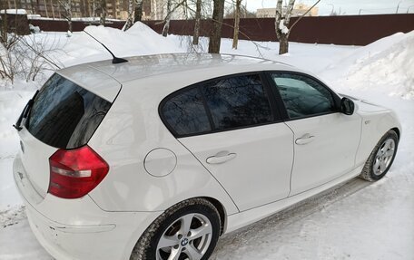 BMW 1 серия, 2010 год, 550 000 рублей, 8 фотография