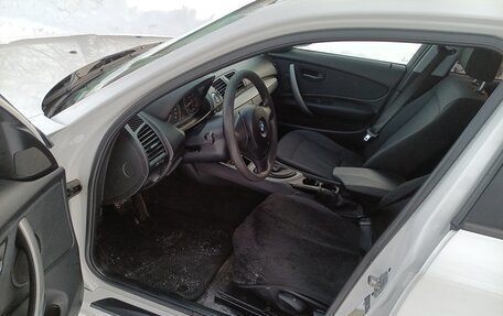 BMW 1 серия, 2010 год, 550 000 рублей, 5 фотография