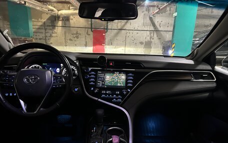 Toyota Camry, 2019 год, 2 630 000 рублей, 8 фотография