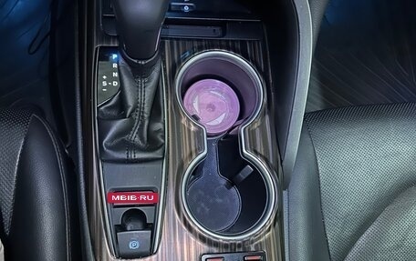 Toyota Camry, 2019 год, 2 630 000 рублей, 12 фотография