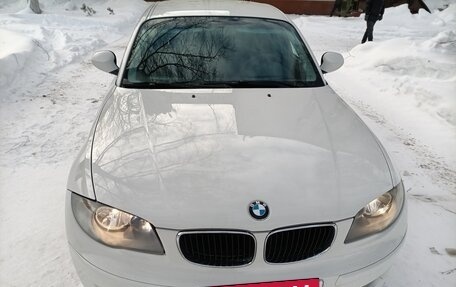 BMW 1 серия, 2010 год, 550 000 рублей, 7 фотография
