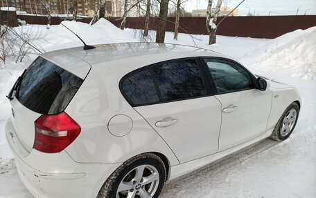 BMW 1 серия, 2010 год, 550 000 рублей, 9 фотография