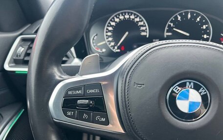 BMW 3 серия, 2019 год, 3 600 000 рублей, 18 фотография