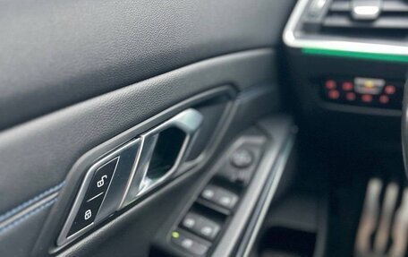 BMW 3 серия, 2019 год, 3 600 000 рублей, 20 фотография