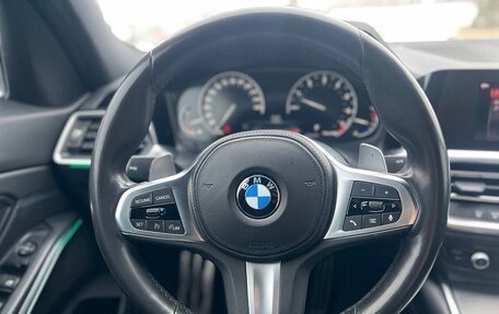 BMW 3 серия, 2019 год, 3 600 000 рублей, 26 фотография