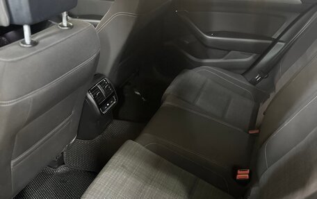 Volkswagen Passat B8 рестайлинг, 2020 год, 2 300 000 рублей, 8 фотография