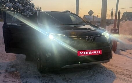 Toyota RAV4, 2018 год, 2 300 000 рублей, 2 фотография