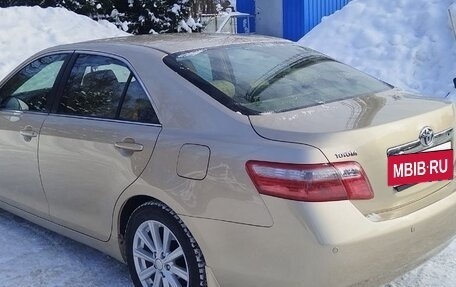 Toyota Camry, 2010 год, 1 600 000 рублей, 3 фотография