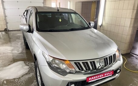 Mitsubishi L200 IV рестайлинг, 2015 год, 1 750 000 рублей, 3 фотография