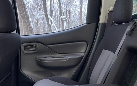 Mitsubishi L200 IV рестайлинг, 2015 год, 1 750 000 рублей, 28 фотография