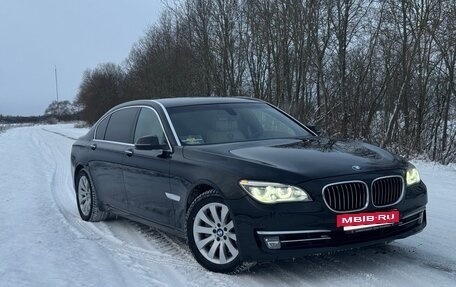 BMW 7 серия, 2014 год, 1 850 000 рублей, 3 фотография