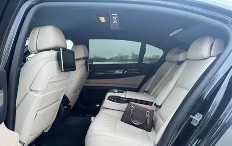 BMW 7 серия, 2014 год, 1 850 000 рублей, 21 фотография