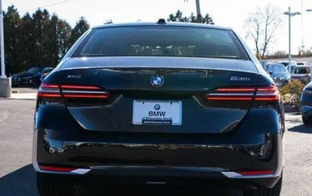 BMW 5 серия, 2026 год, 5 300 000 рублей, 9 фотография