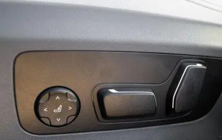 BMW 5 серия, 2026 год, 5 300 000 рублей, 18 фотография