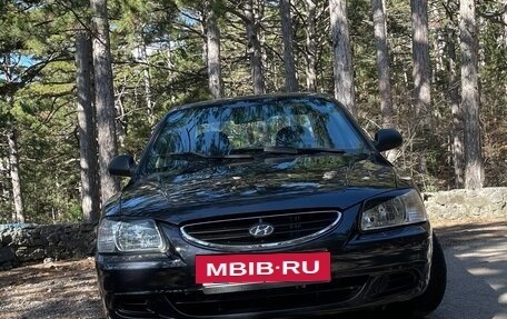 Hyundai Accent II, 2011 год, 430 000 рублей, 2 фотография