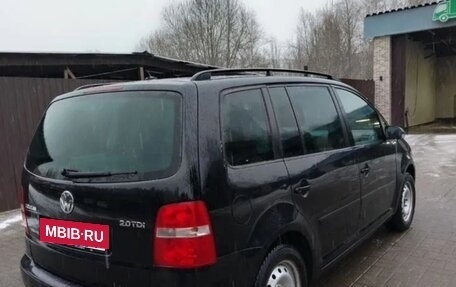 Volkswagen Touran III, 2006 год, 700 000 рублей, 3 фотография