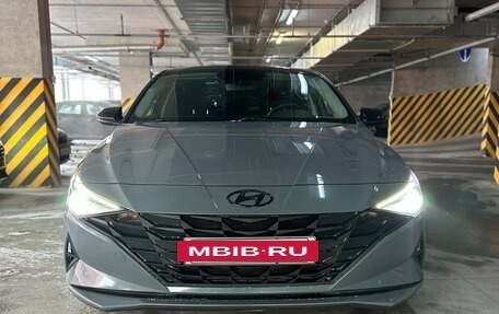 Hyundai Elantra, 2021 год, 2 200 000 рублей, 4 фотография