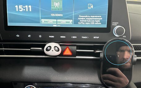 Hyundai Elantra, 2021 год, 2 200 000 рублей, 16 фотография