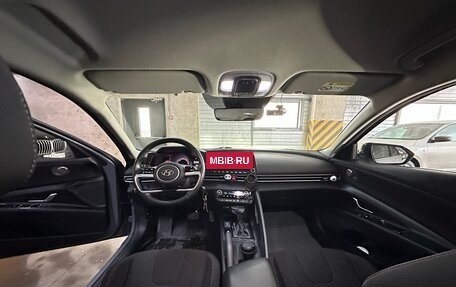 Hyundai Elantra, 2021 год, 2 200 000 рублей, 19 фотография