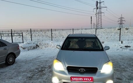 Toyota Matrix, 2004 год, 495 000 рублей, 1 фотография