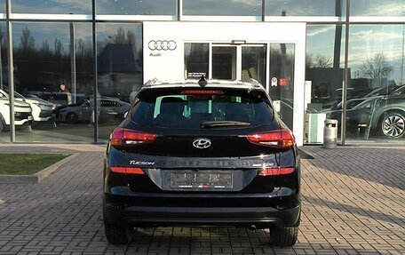 Hyundai Tucson III, 2018 год, 2 730 000 рублей, 9 фотография