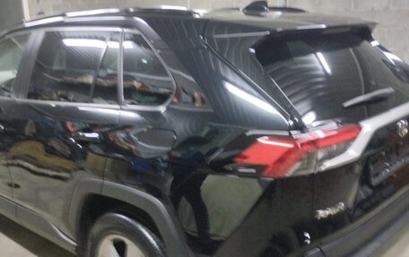 Toyota RAV4, 2021 год, 4 000 000 рублей, 4 фотография