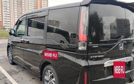 Honda Stepwgn IV, 2016 год, 1 880 000 рублей, 5 фотография