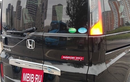 Honda Stepwgn IV, 2016 год, 1 880 000 рублей, 26 фотография