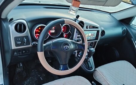 Toyota Matrix, 2004 год, 495 000 рублей, 7 фотография