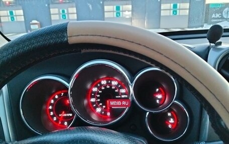 Toyota Matrix, 2004 год, 495 000 рублей, 14 фотография